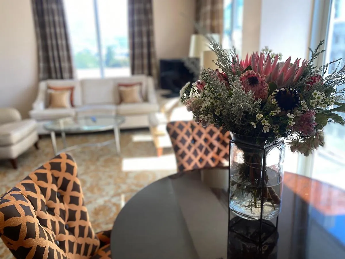 Taj Executive Suites, Private Residence Le Cap Hotel
